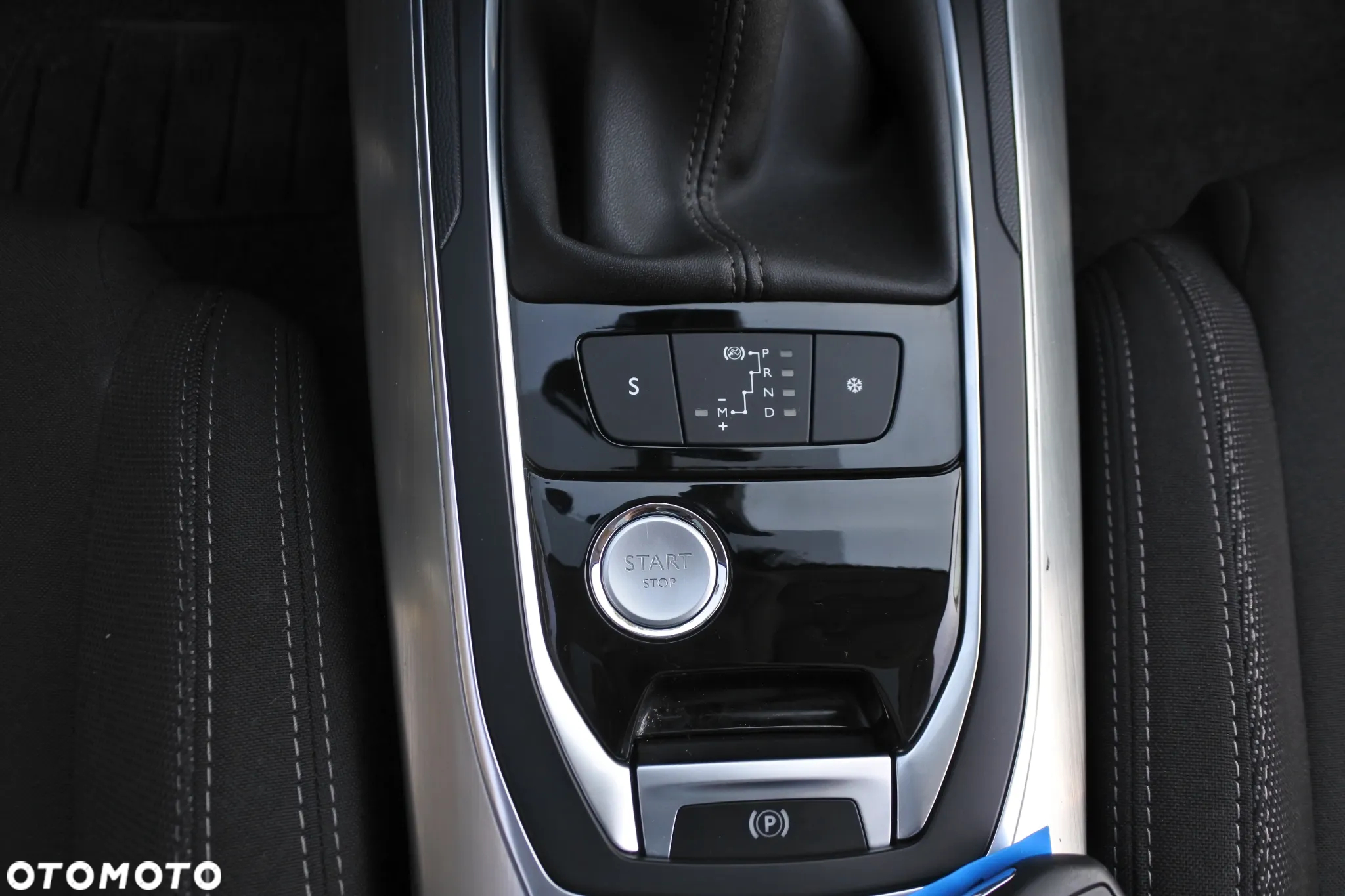 Peugeot 308 PureTech 130 EAT8 Allure - 19