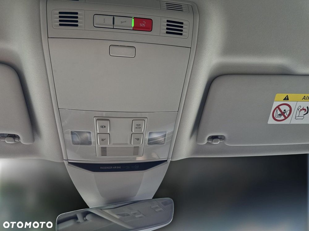 Volkswagen Passat 2.0 TDI EVO Essence - 28