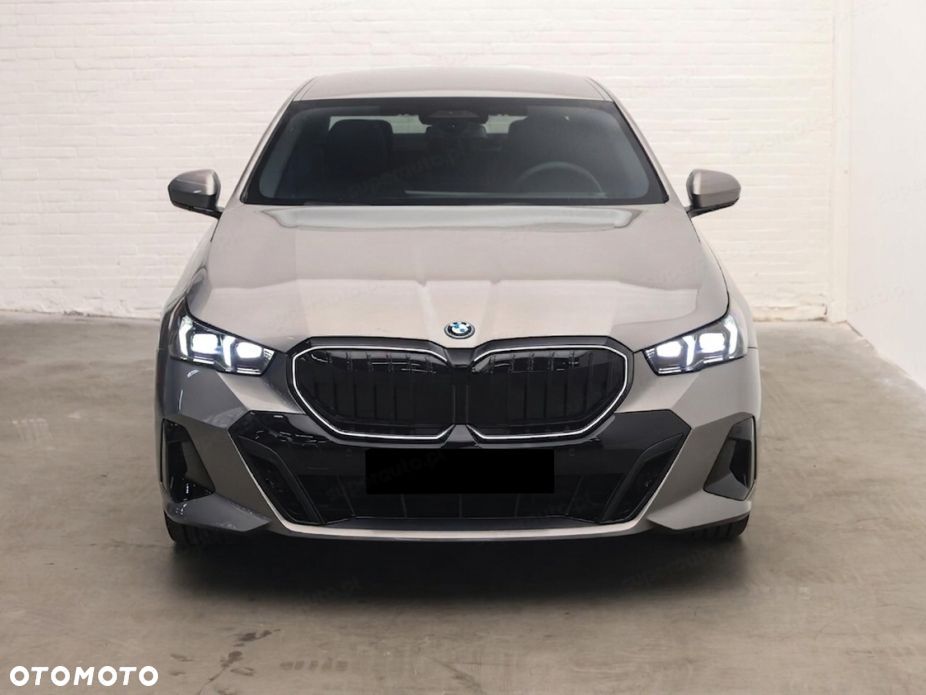 BMW Seria 5 520d xDrive mHEV M Sport - 7
