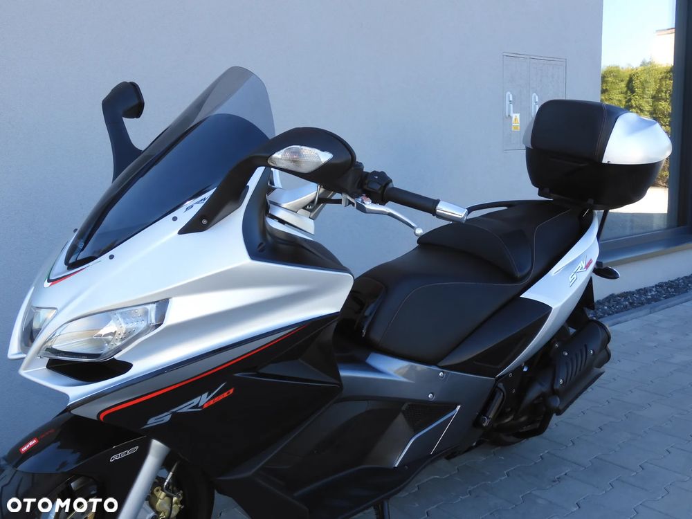 Aprilia SRV 850 - 22