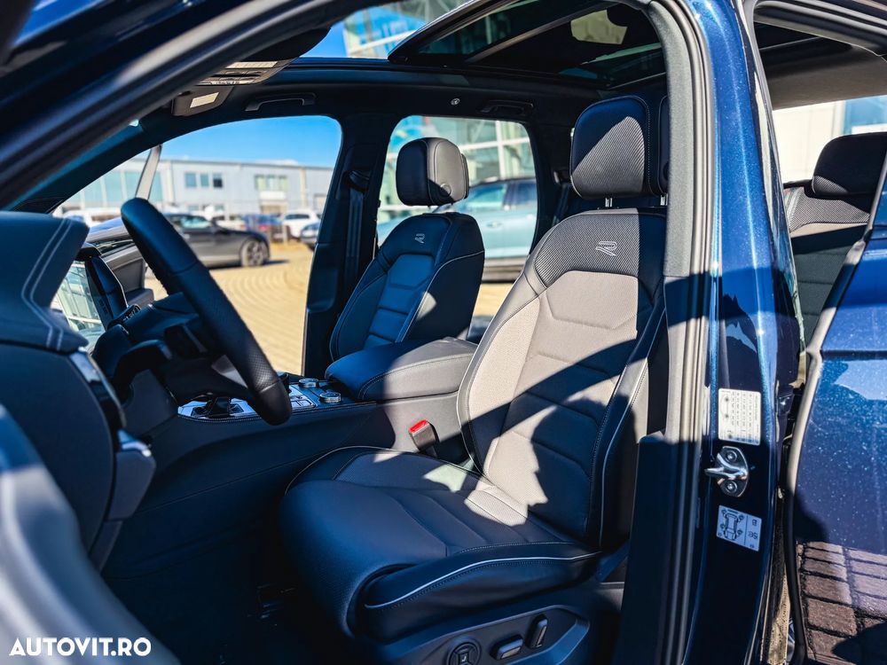 Volkswagen Touareg V6 TDI 4MOTION R-Line - 16