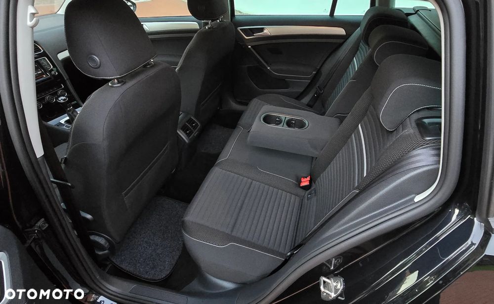 Volkswagen Golf 1.6 BlueTDI Cup - 18