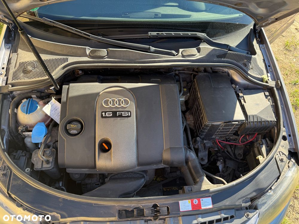 Audi A3 3-drzwiowe 1.6 FSI Ambiente - 16