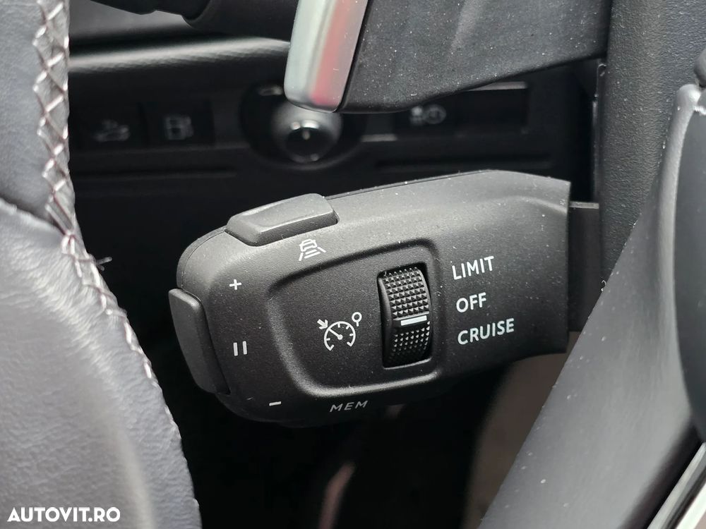 DS Automobiles DS 9 1.6 PHeV FWD 250 EAT8 PERFORMANCE Line + - 21