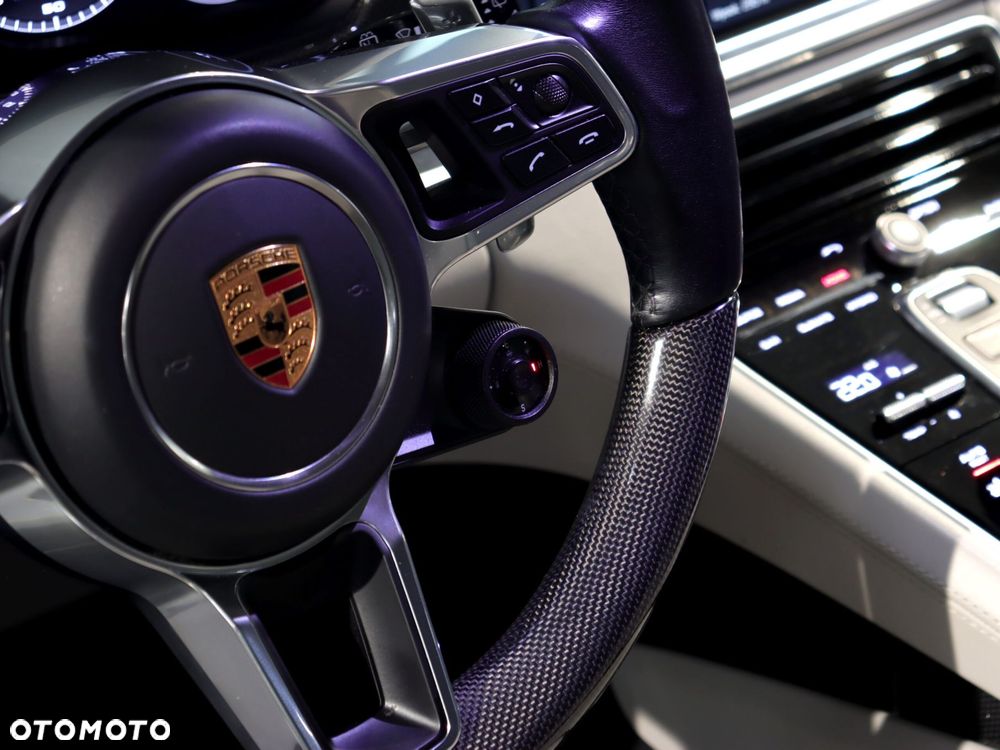 Porsche Panamera 4 E-Hybrid - 21