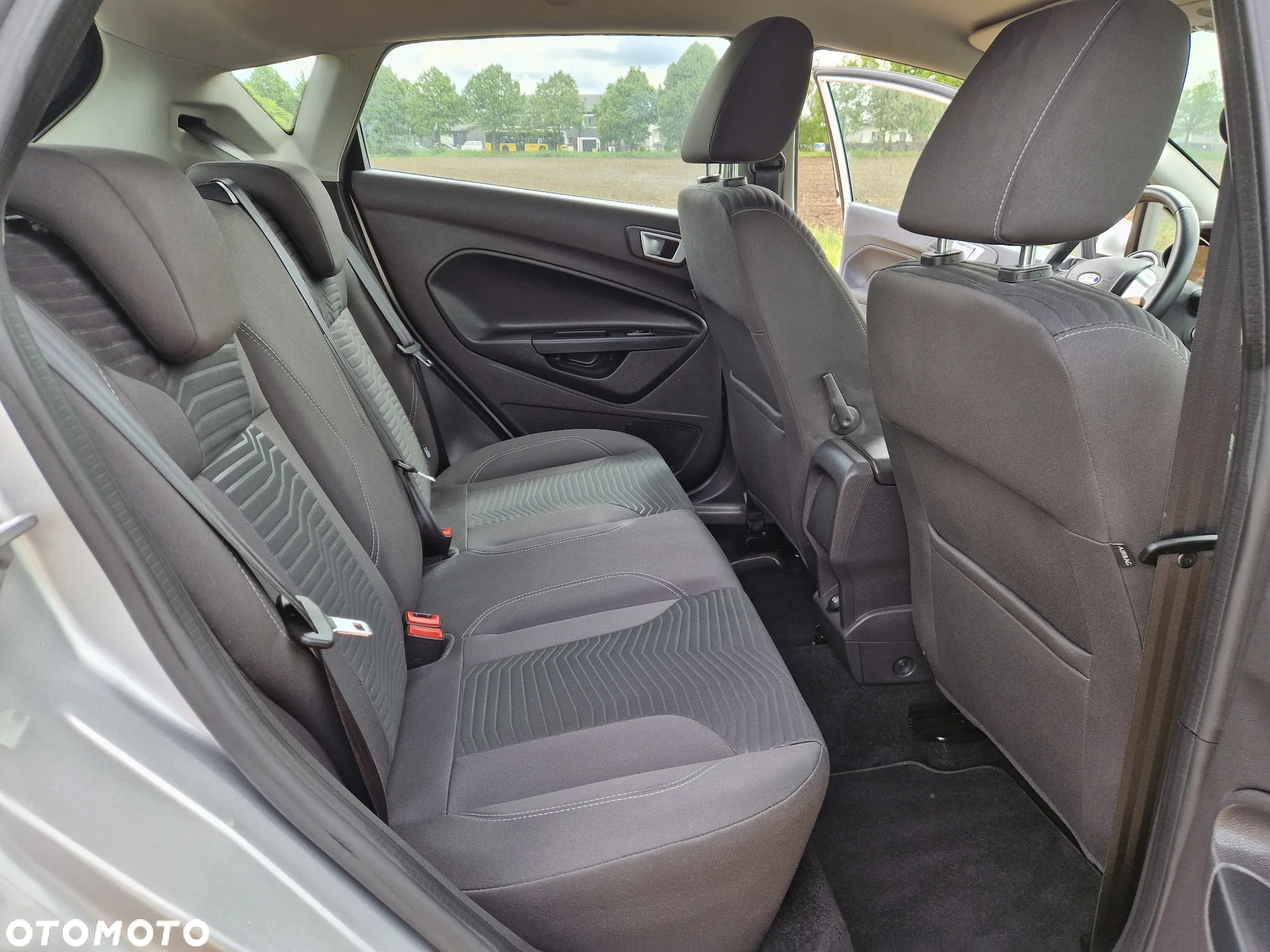 Ford Fiesta 1.0 EcoBoost Titanium - 12
