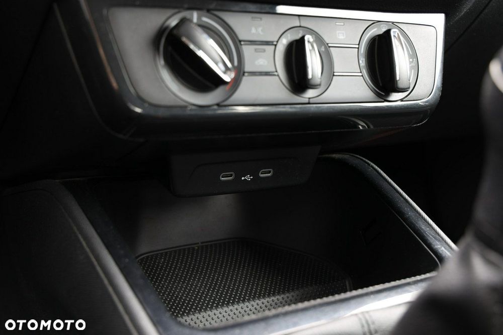 Skoda Fabia 1.0 Active - 16