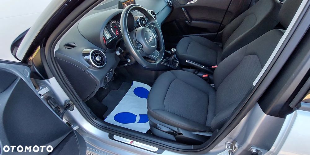 Audi A1 Sportback 1.2 TFSI S line Sportpaket - 18