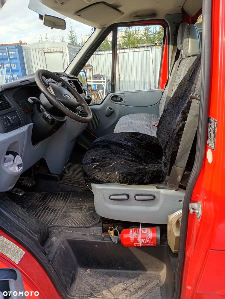 Ford Transit - 4