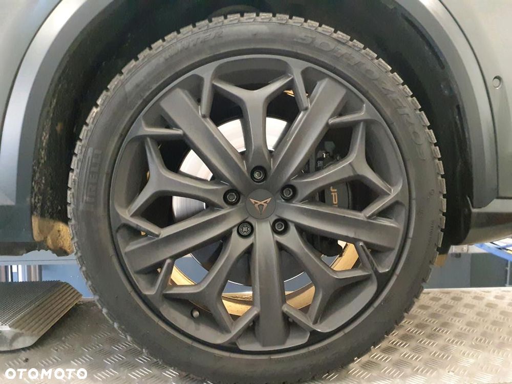 Cupra Formentor 2.0 TSI 4Drive VZ Tribe Edition DSG - 9