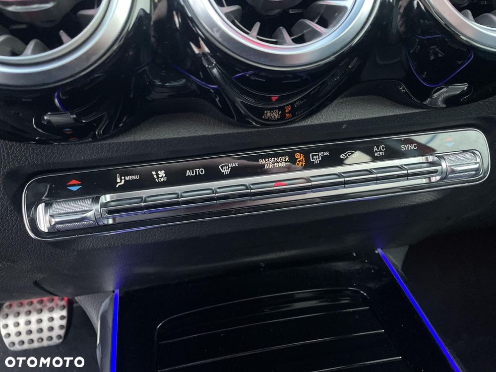 Mercedes-Benz GLB - 19