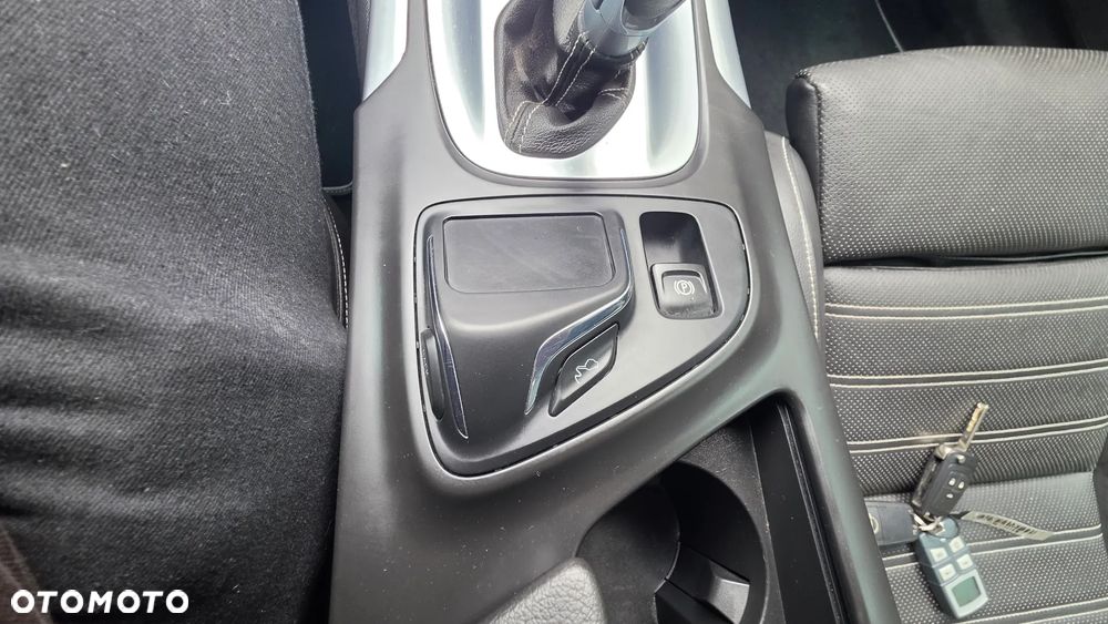 Opel Insignia 2.8 V6 Turbo 4x4 Automatik OPC - 32