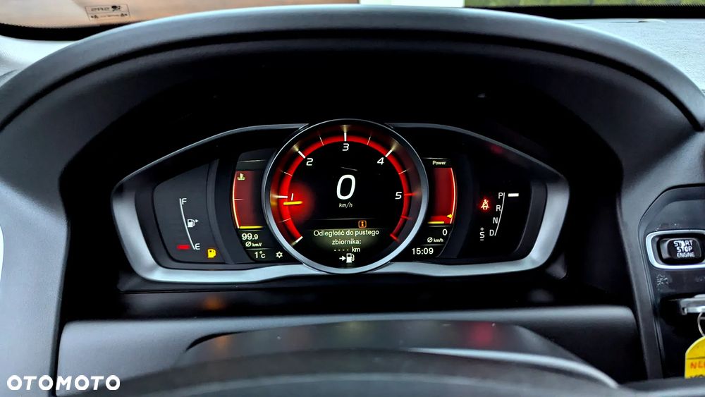 Volvo XC 60 D3 Geartronic Momentum - 32