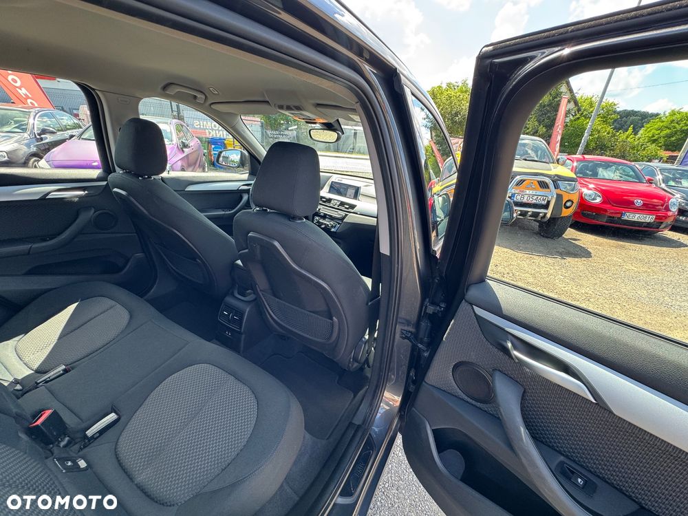 BMW X1 sDrive16d - 29