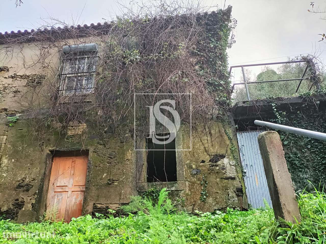 Moradia para Restaurar T2 Venda em Amonde,Viana do Castelo - Grande imagem: 5/12