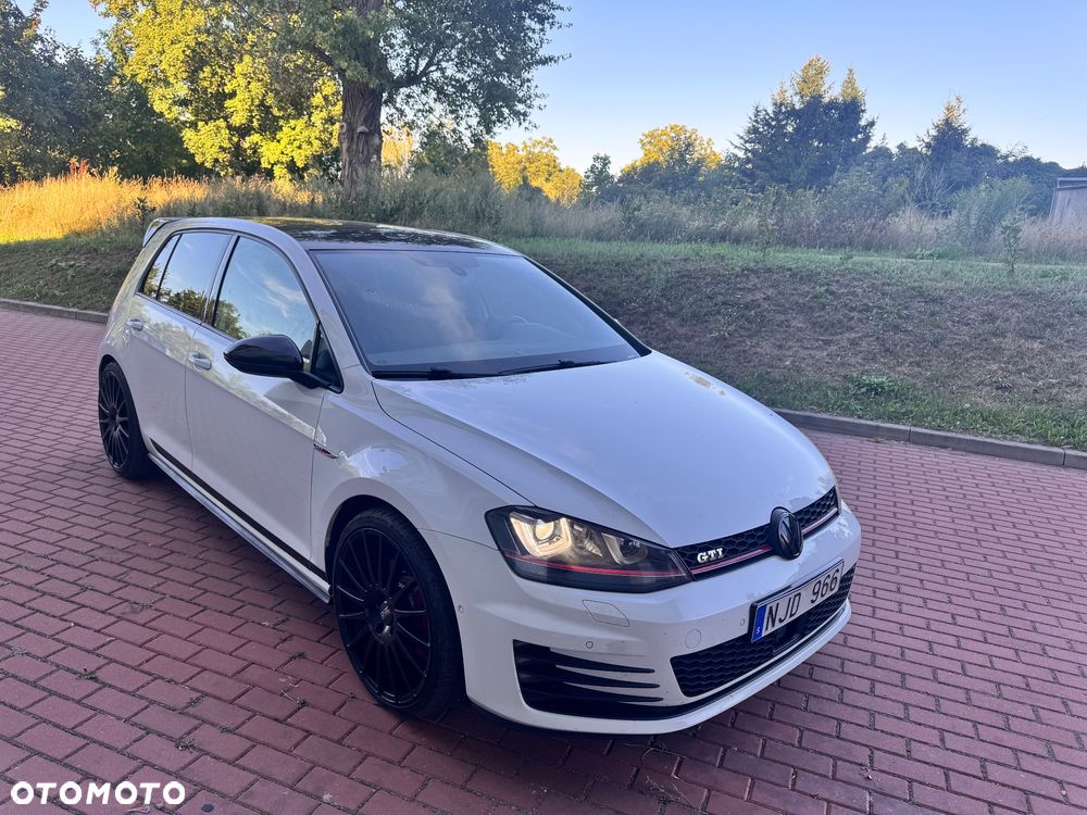 Volkswagen Golf 2.0 TSI BMT GTI Performance DSG - 2