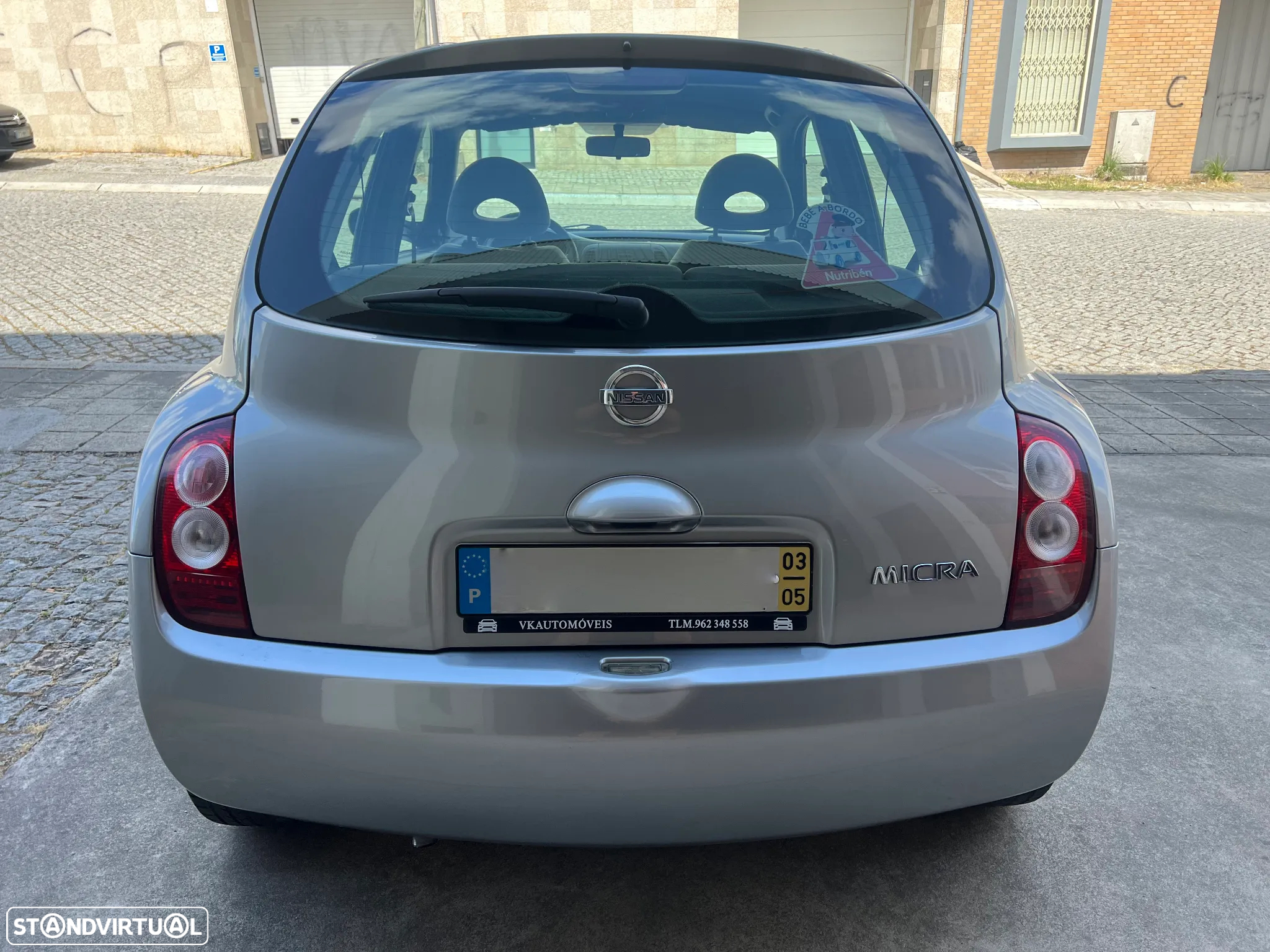 Nissan Micra 1.0 Emotion AC - 12