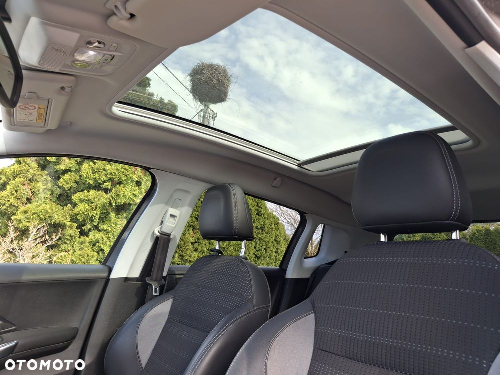 Peugeot 2008 PureTech 130 Allure Pack - 24