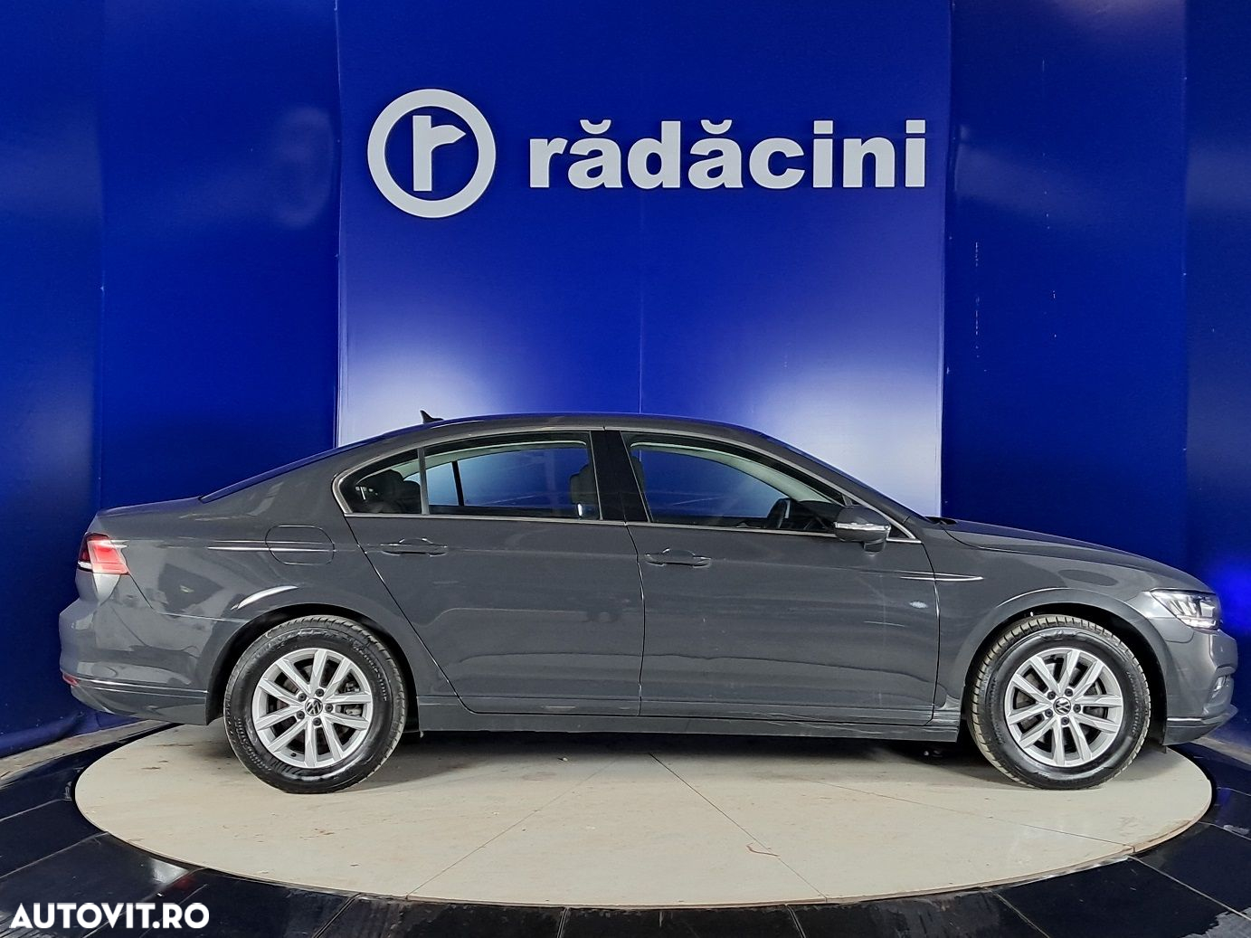 Volkswagen Passat - 6