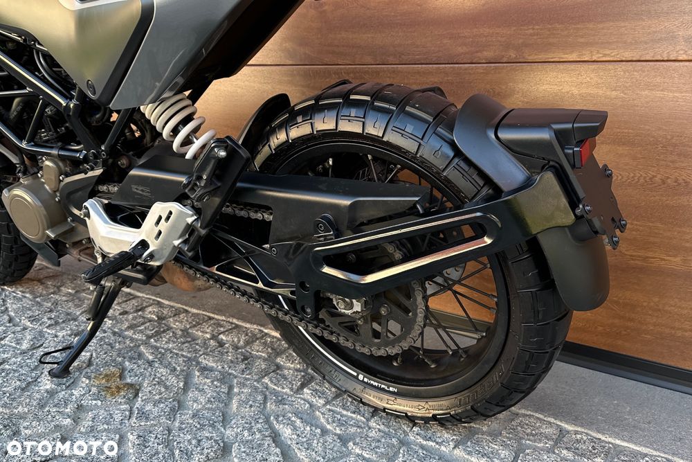 Husqvarna Svartpilen - 22