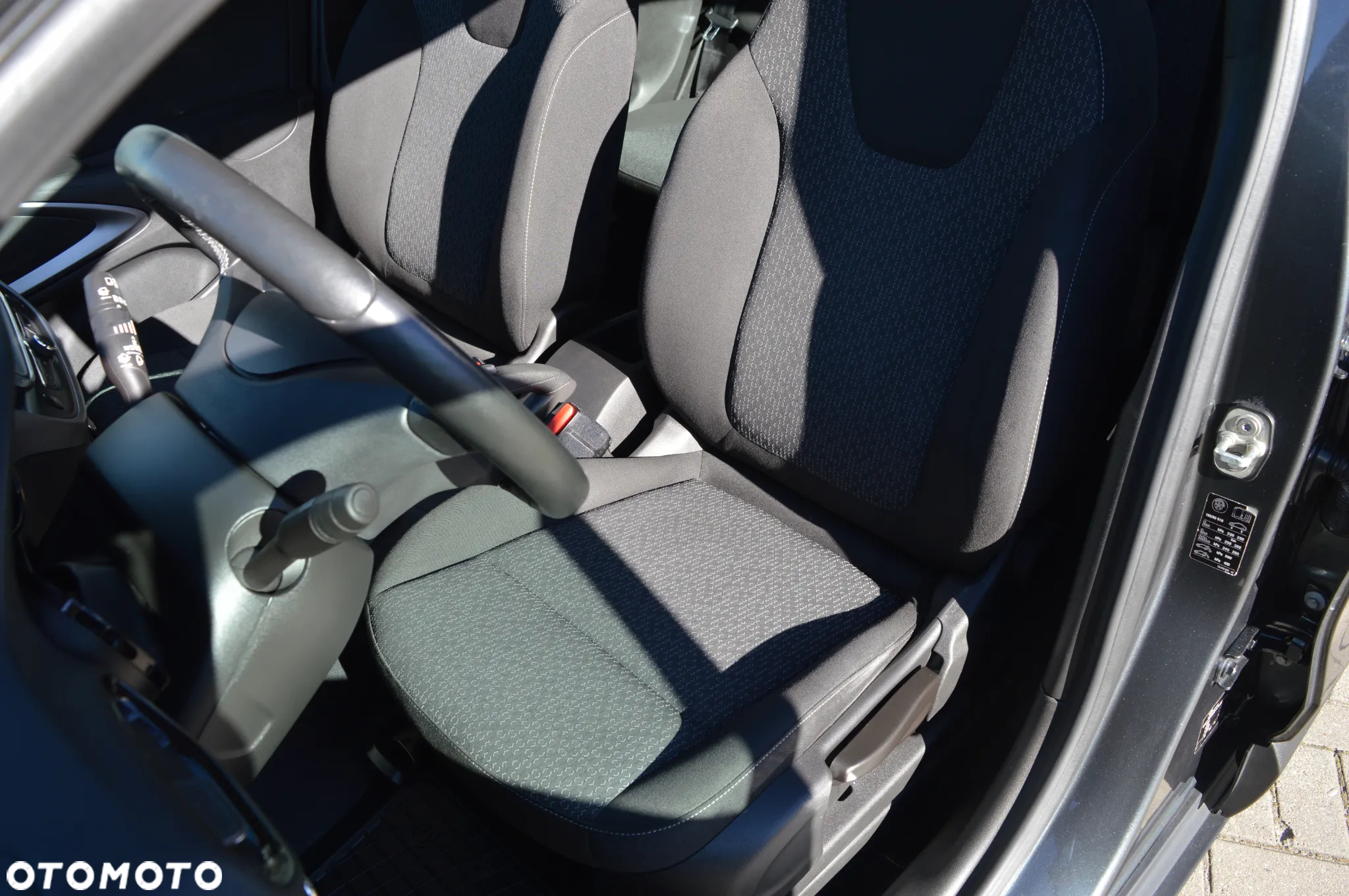 Opel Crossland X 1.2 Edition - 20