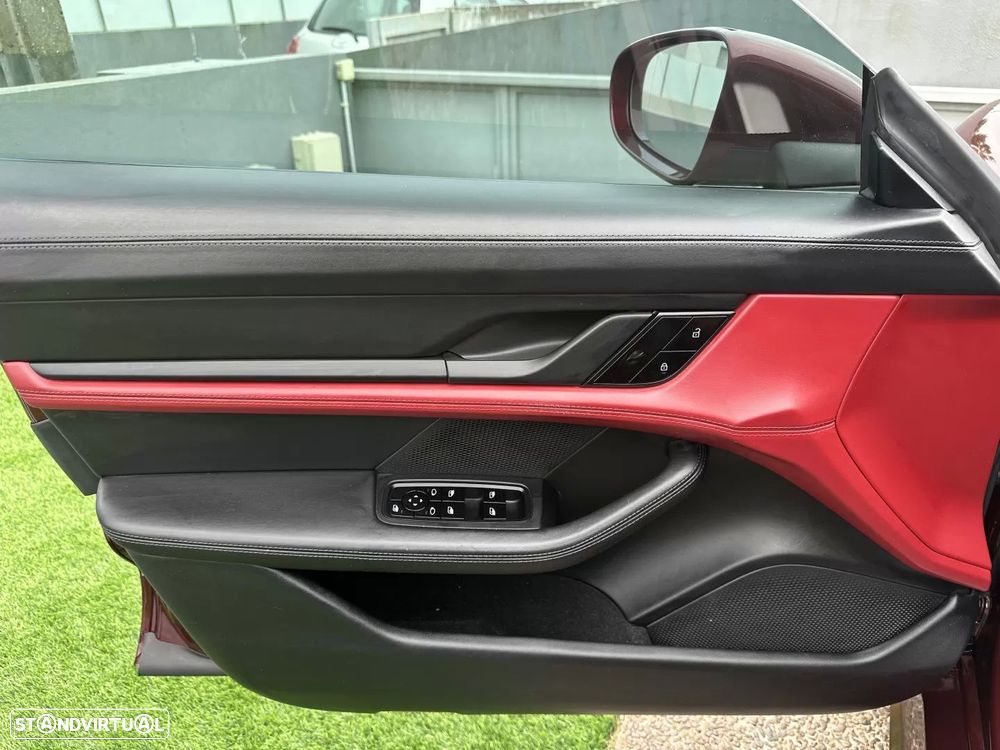 Porsche Taycan 4S - 45