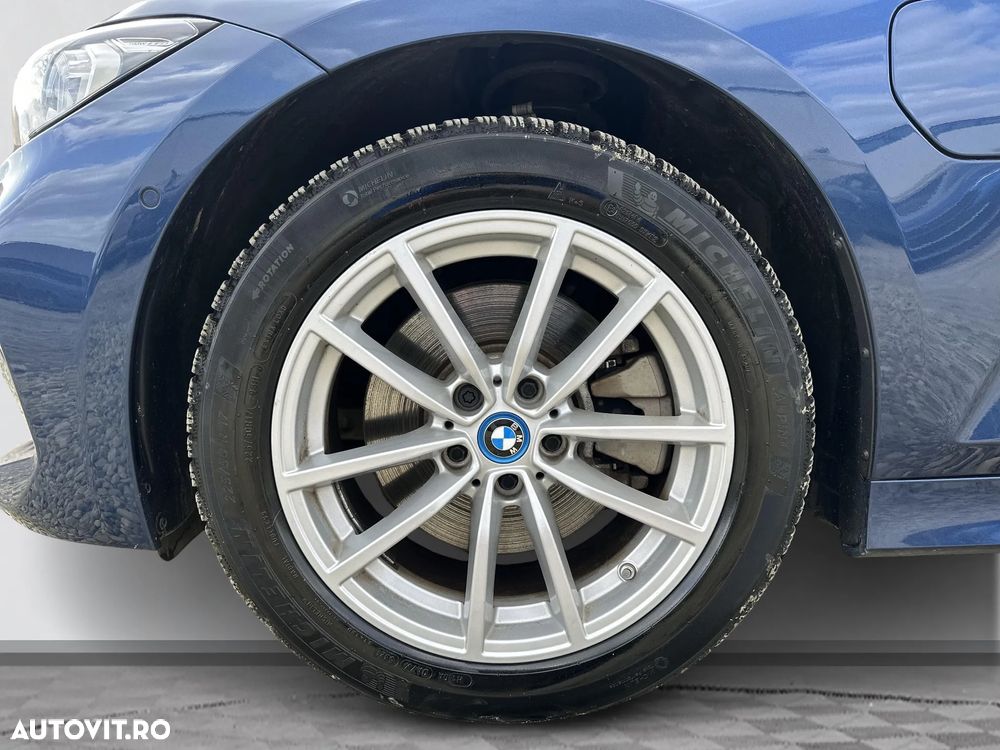 BMW Seria 3 320e Aut. - 14