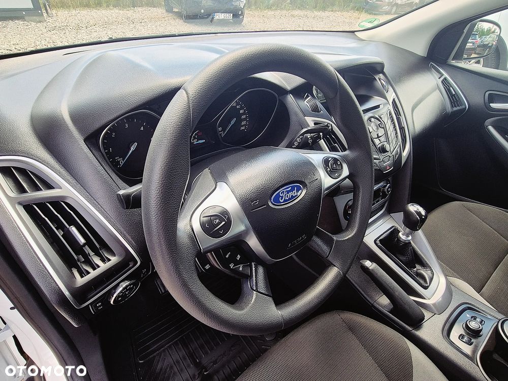 Ford Focus 1.6 TDCi DPF SYNC Edition - 20
