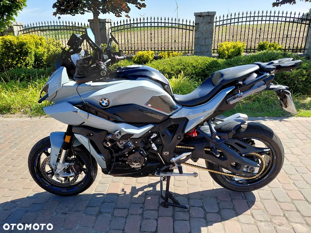 BMW XR - 3