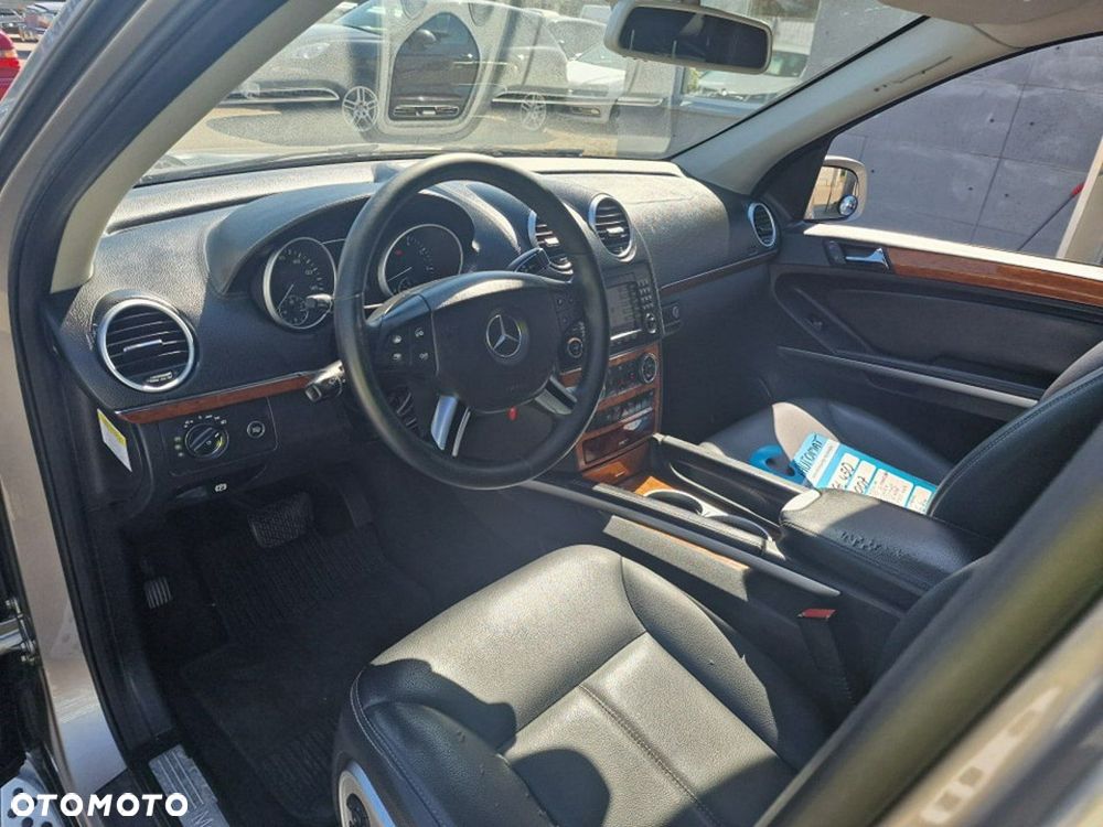 Mercedes-Benz GL - 8