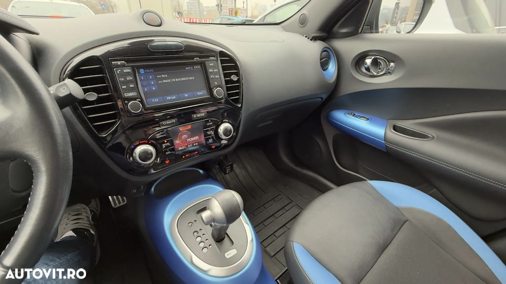 Nissan Juke 1.6L XTRONIC N-Connecta - 27