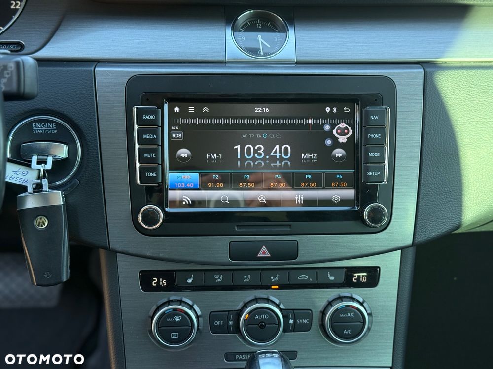 Volkswagen Passat - 31