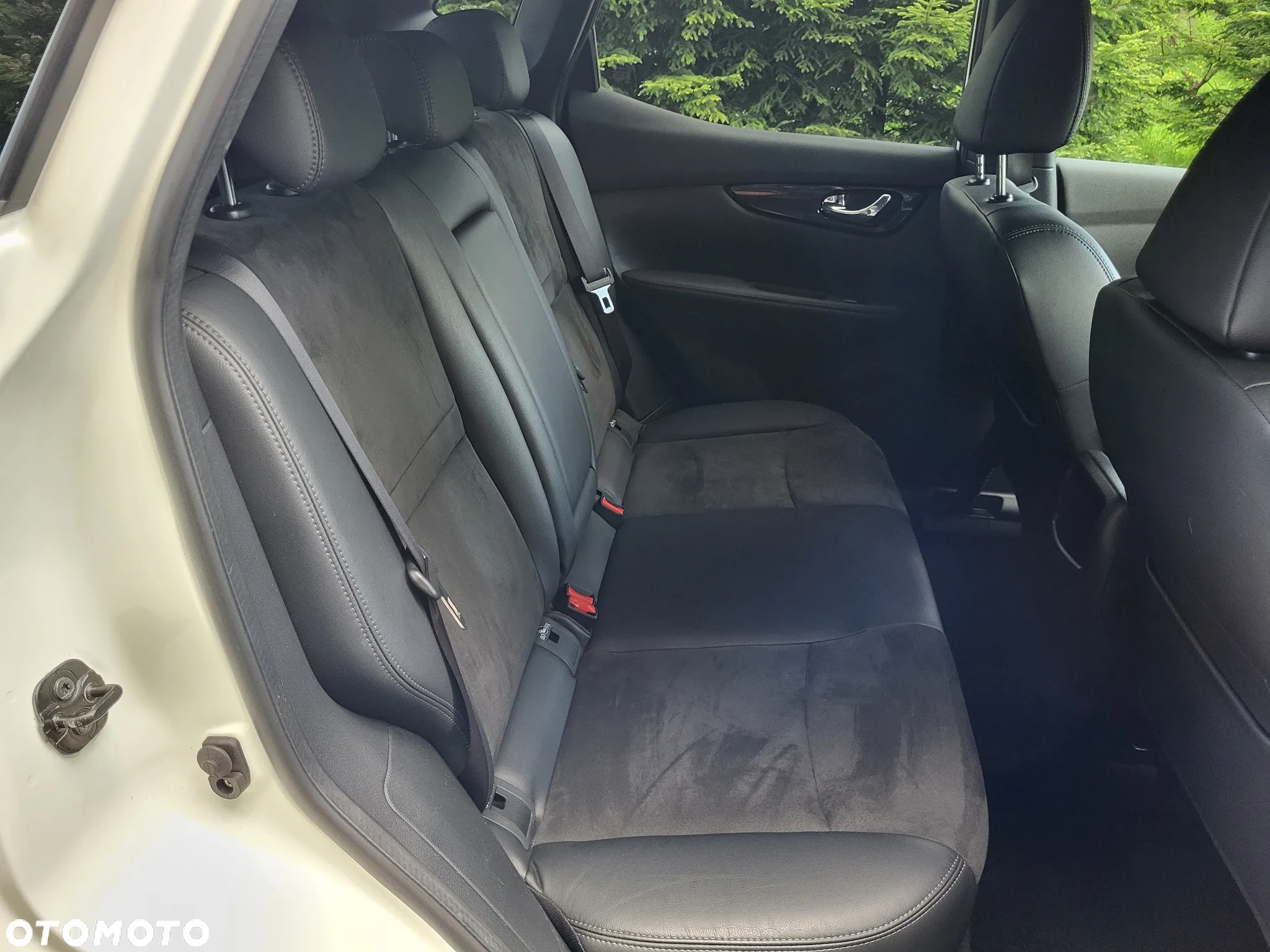 Nissan Qashqai 1.6 DIG-T N-Vision - 14