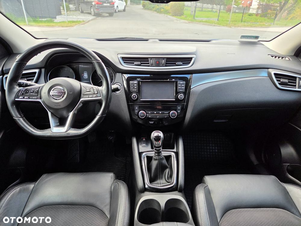 Nissan Qashqai 1.6 DIG-T N-Connecta - 12