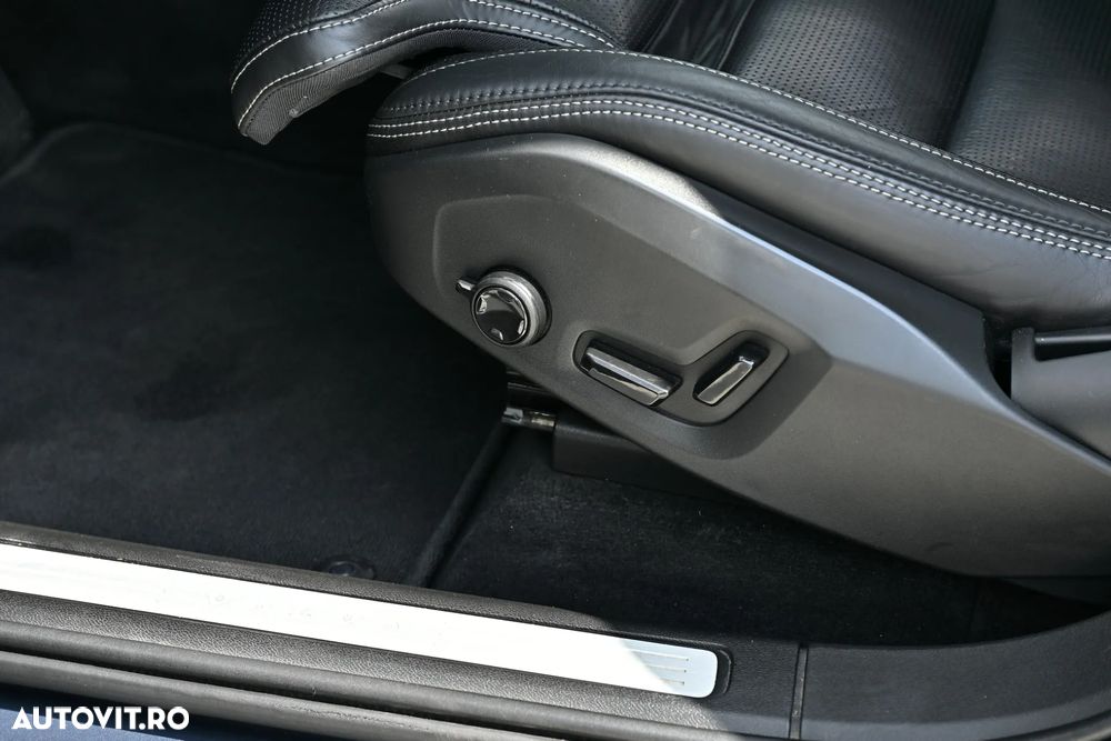 Volvo XC 60 D5 AWD Geartronic Inscription - 18