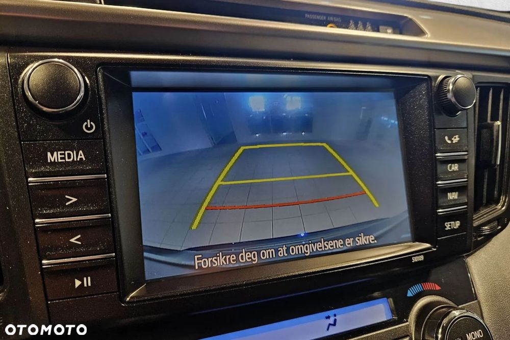 Toyota RAV4 Hybrid Style 4x2 - 25