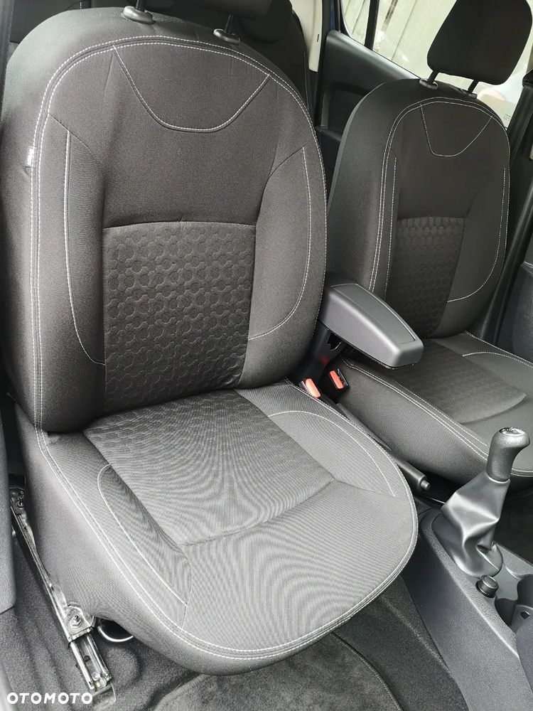 Dacia Sandero 0.9 TCe SL Celebration - 24