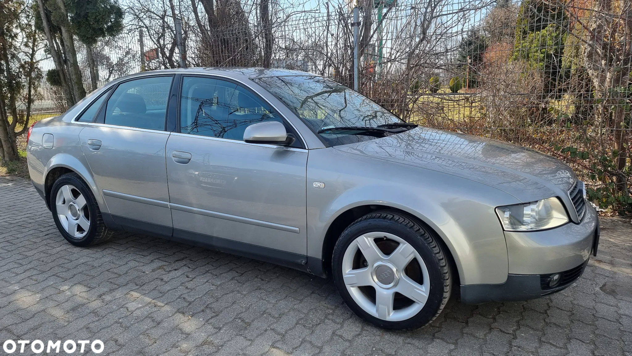 Audi A4 2.4 Multitronic - 4