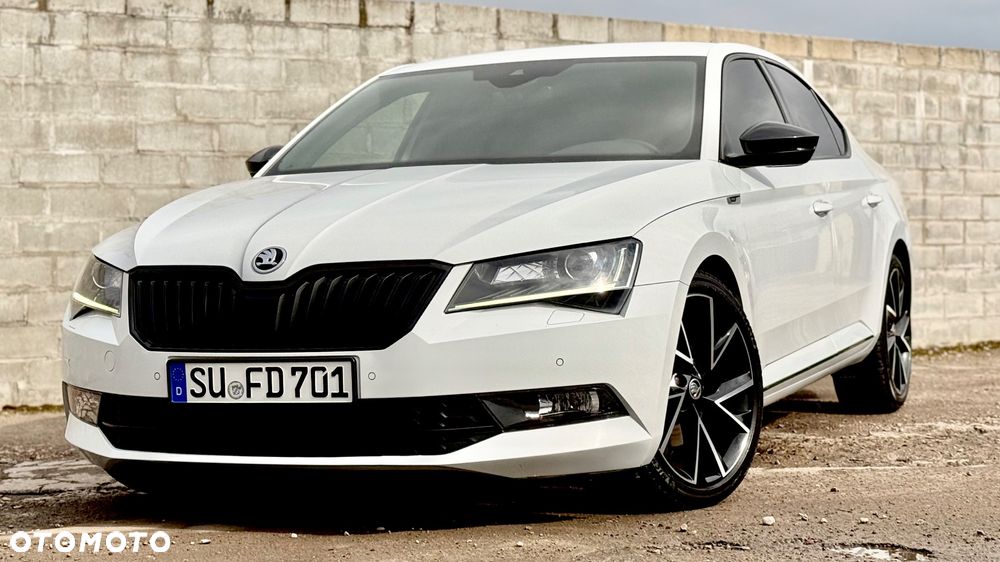 Skoda Superb 2.0 TDI DSG Sportline - 3
