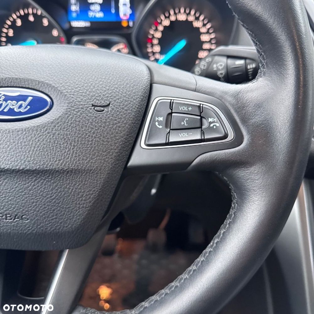 Ford Kuga 1.5 EcoBoost FWD Trend ASS - 36