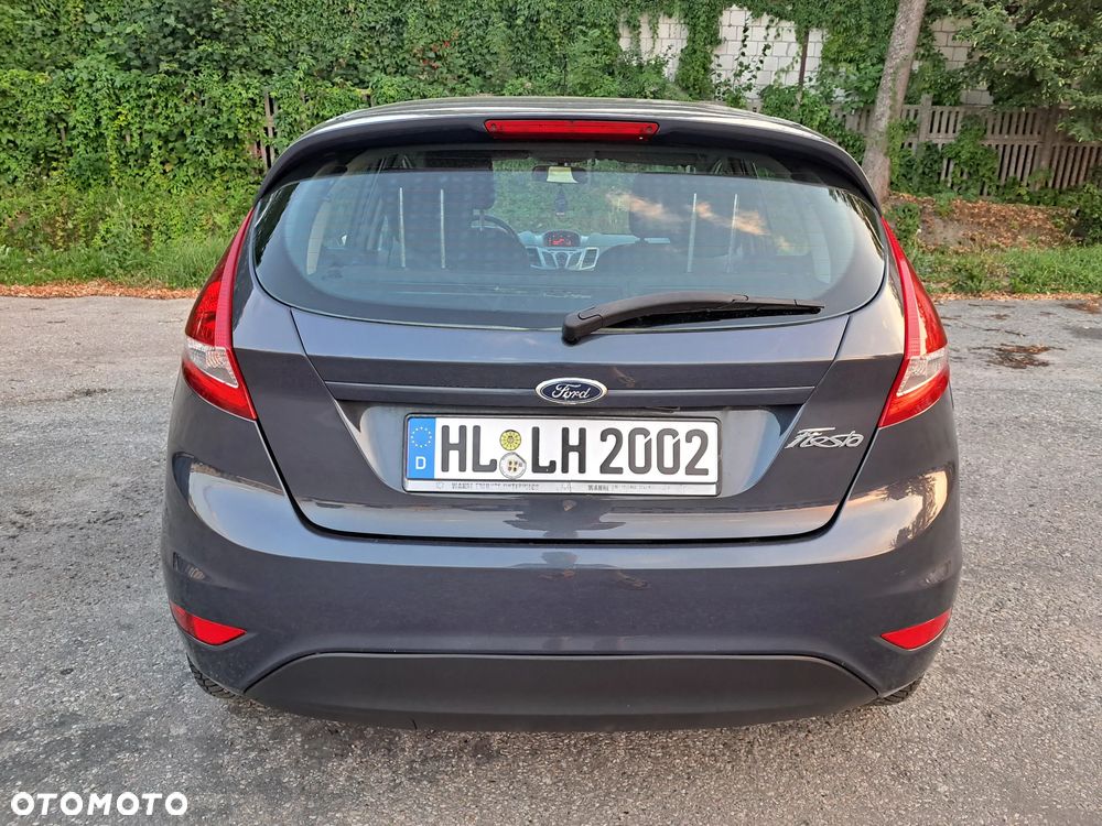 Ford Fiesta - 9