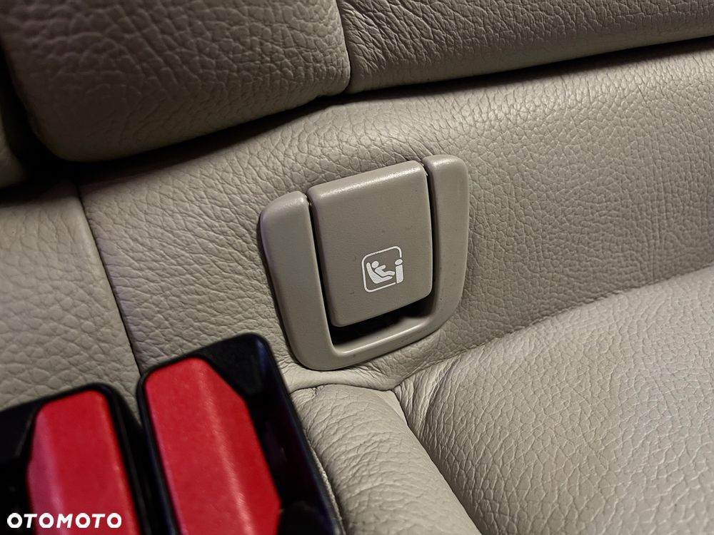 Volvo V60 D4 Inscription - 32