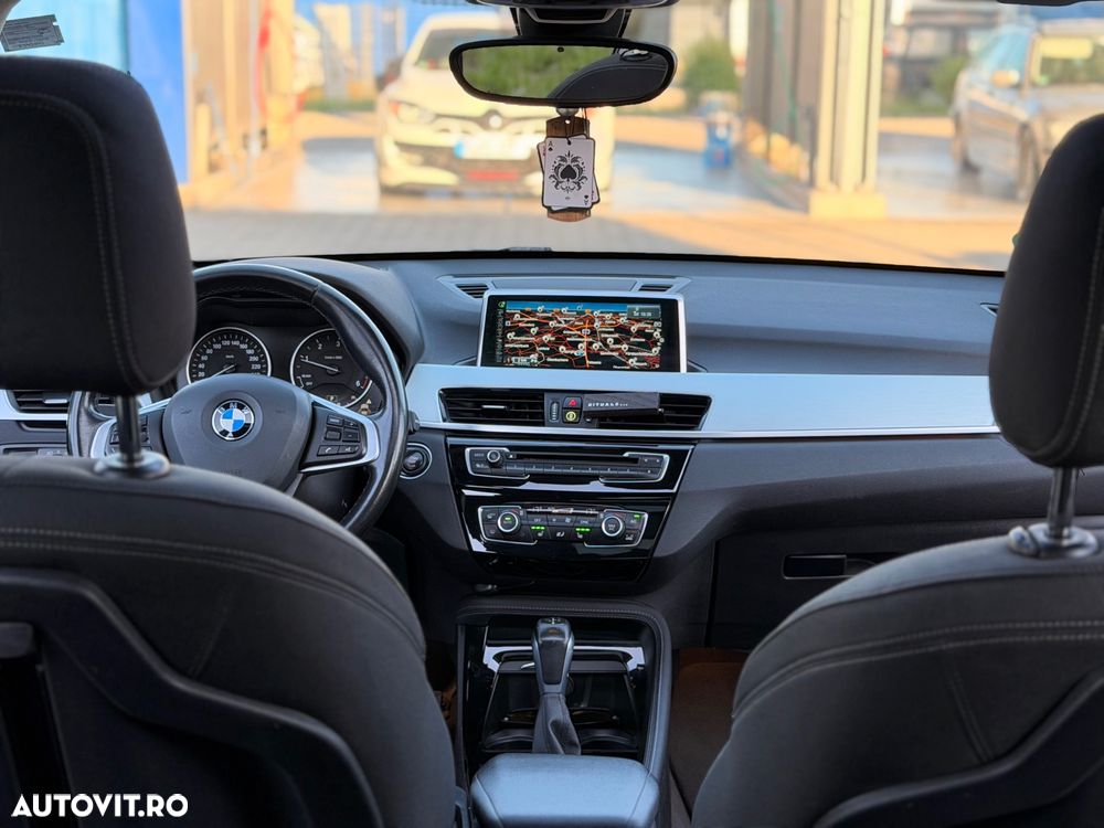 BMW X1 xDrive25d AT Sport Line - 6