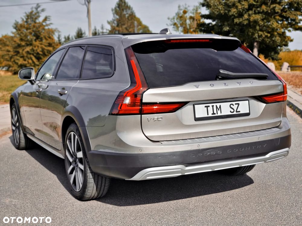 Volvo V90 Cross Country B5 D AWD Ultimate - 12