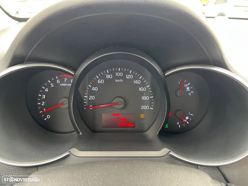 Kia Picanto 1.0 CVVT EX GPL - 17