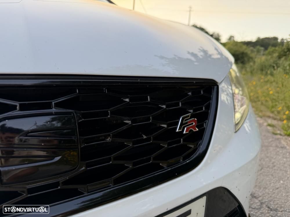 SEAT Leon 2.0 TDI DPF S&S FR - 12