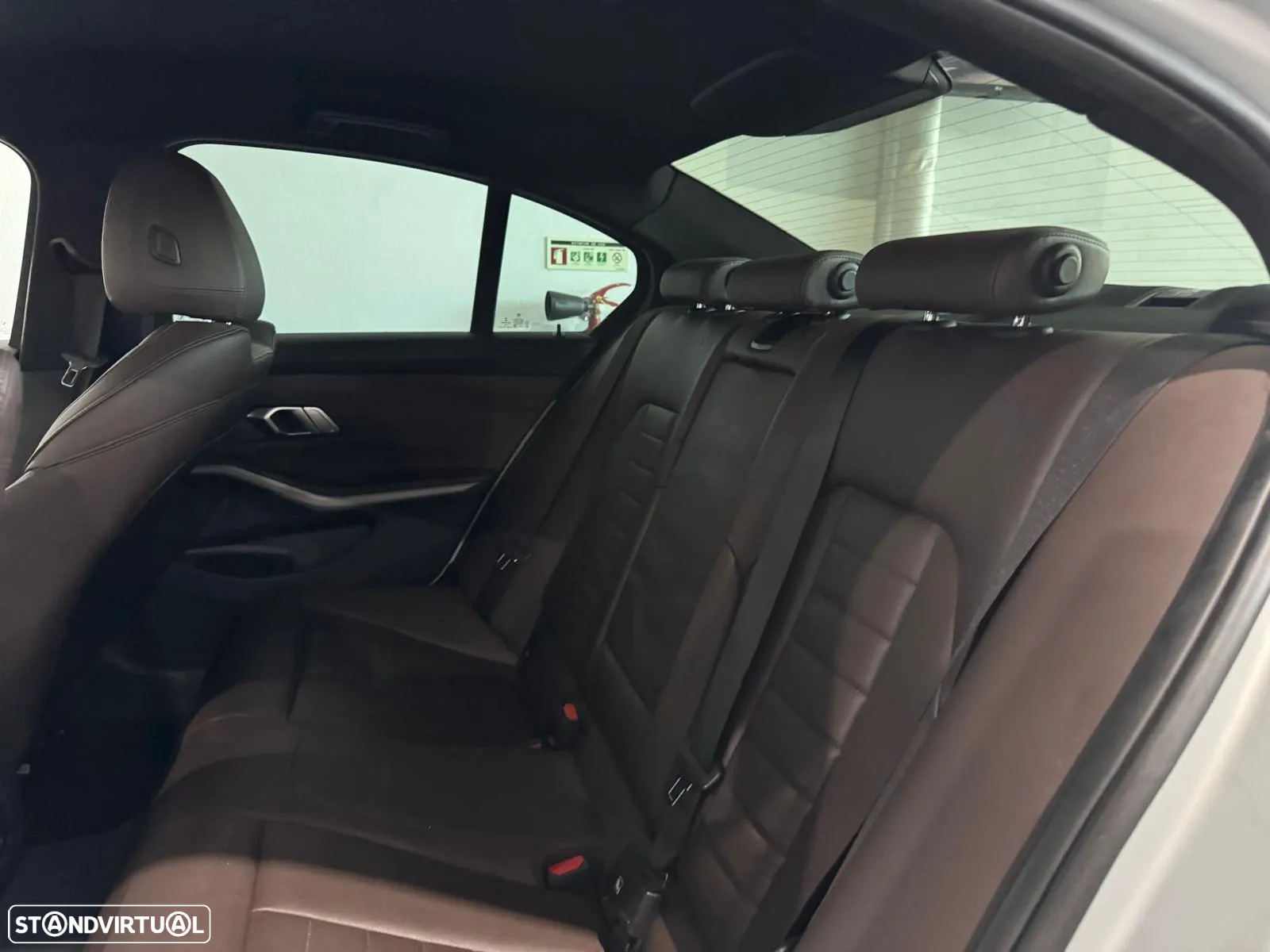 BMW 330 e Auto - 20