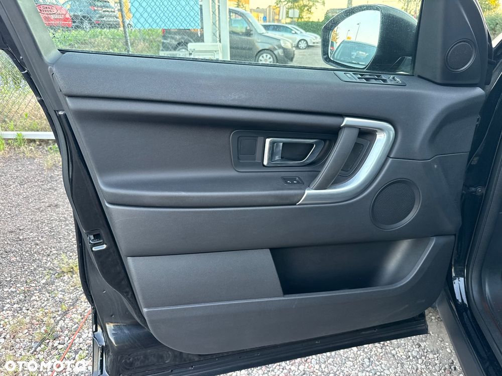 Land Rover Discovery Sport 2.0 D180 HSE - 41