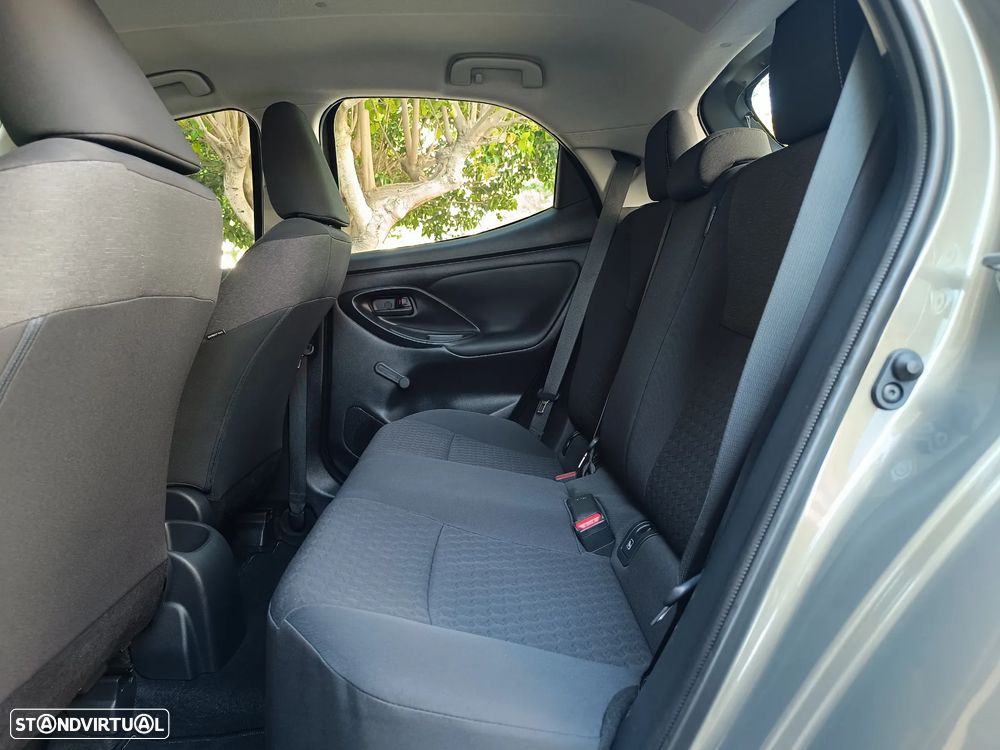 Toyota Yaris 1.0 VVT-i Comfort Plus - 14
