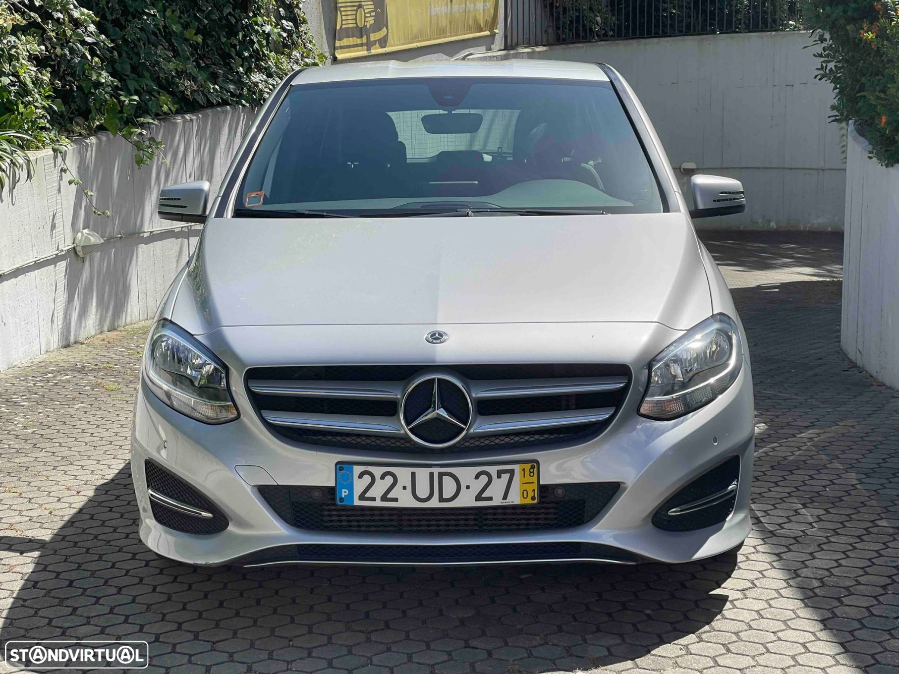Mercedes-Benz B 180 d Urban - 3